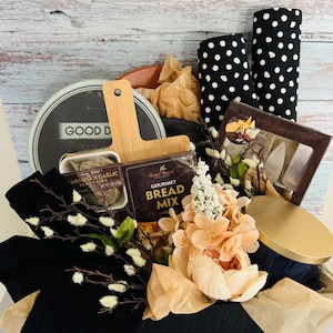 Kosz prezentowy Artisan Bread and Dip, parapetówka, prezenty dla niej, nowy dom, prezent na wieczór panieński, prezent rocznicowy, prezent dla agenta nieruchomości, elegancki prezent