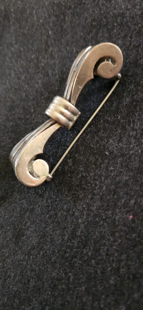 Sterling silver Monet bow pin