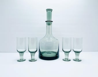 Vintage Dartington Frank Thrower Glass Decanter, Stopper and Set of 4 Liqueur Glasses Mid Century Smoke Grey Vintage MCM Retro Barware