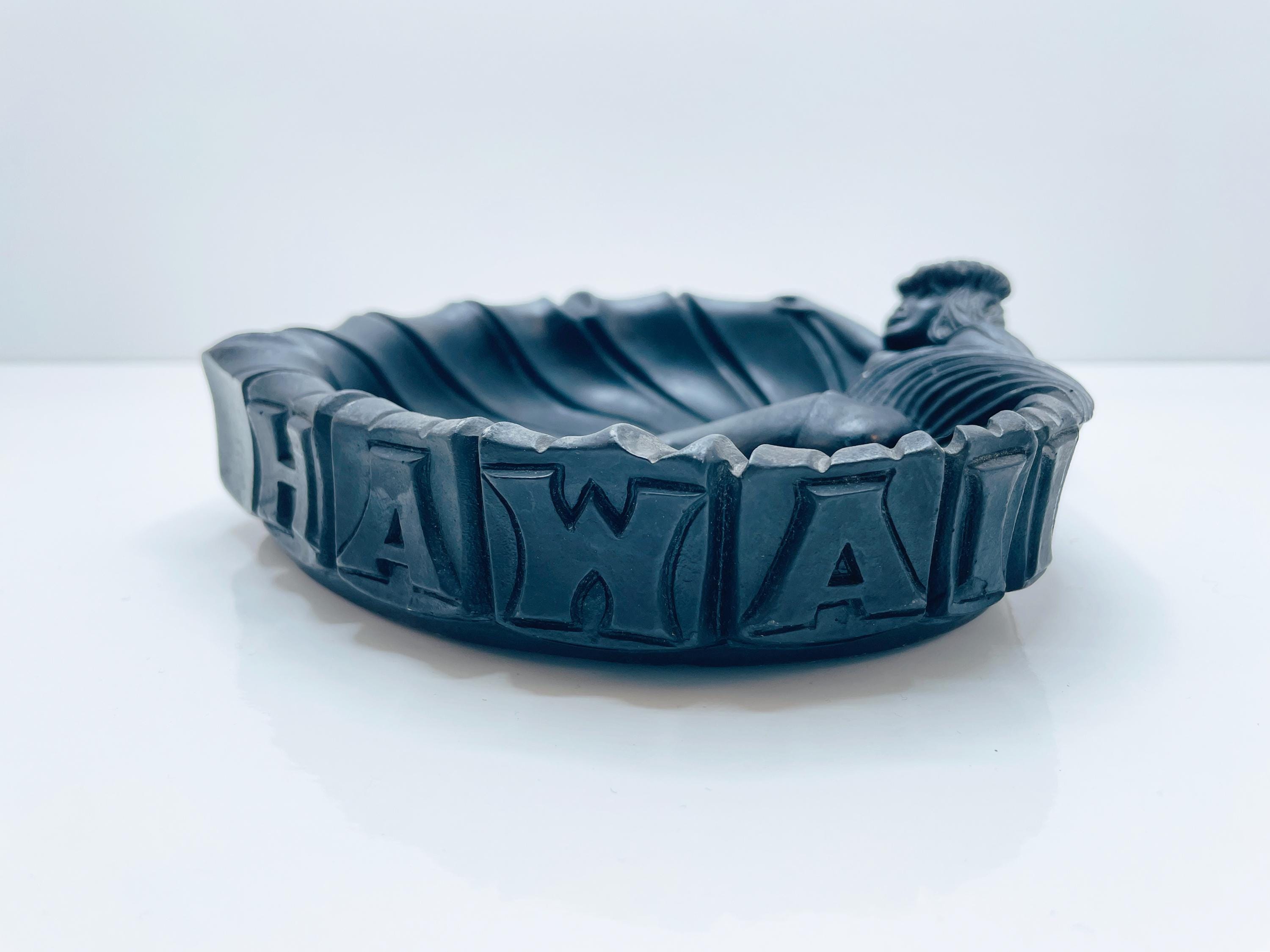 アンティーク　hawaii 溶岩　灰皿　ハンドメイド スーベニア アンティーク hawaii 溶岩 灰皿 ハンドメイド スーベニア 工芸品