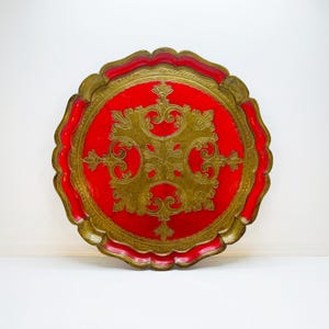 Vintage Florentine Tray | Round Gold Gilt Red Design | O.F.M. Marked Made in Florence Italy | Decorative Vanity or Serving Tray