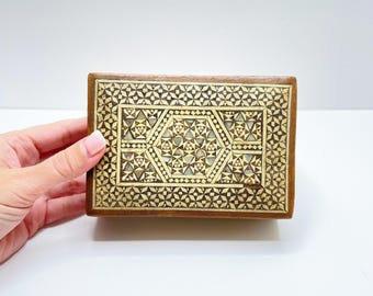 Vintage Damascus Syrian Micro Mosaic Trinket Box | Mother of Pearl & Bone Inlay | Geometric Star Pattern | Hinged Walnut Keepsake Box