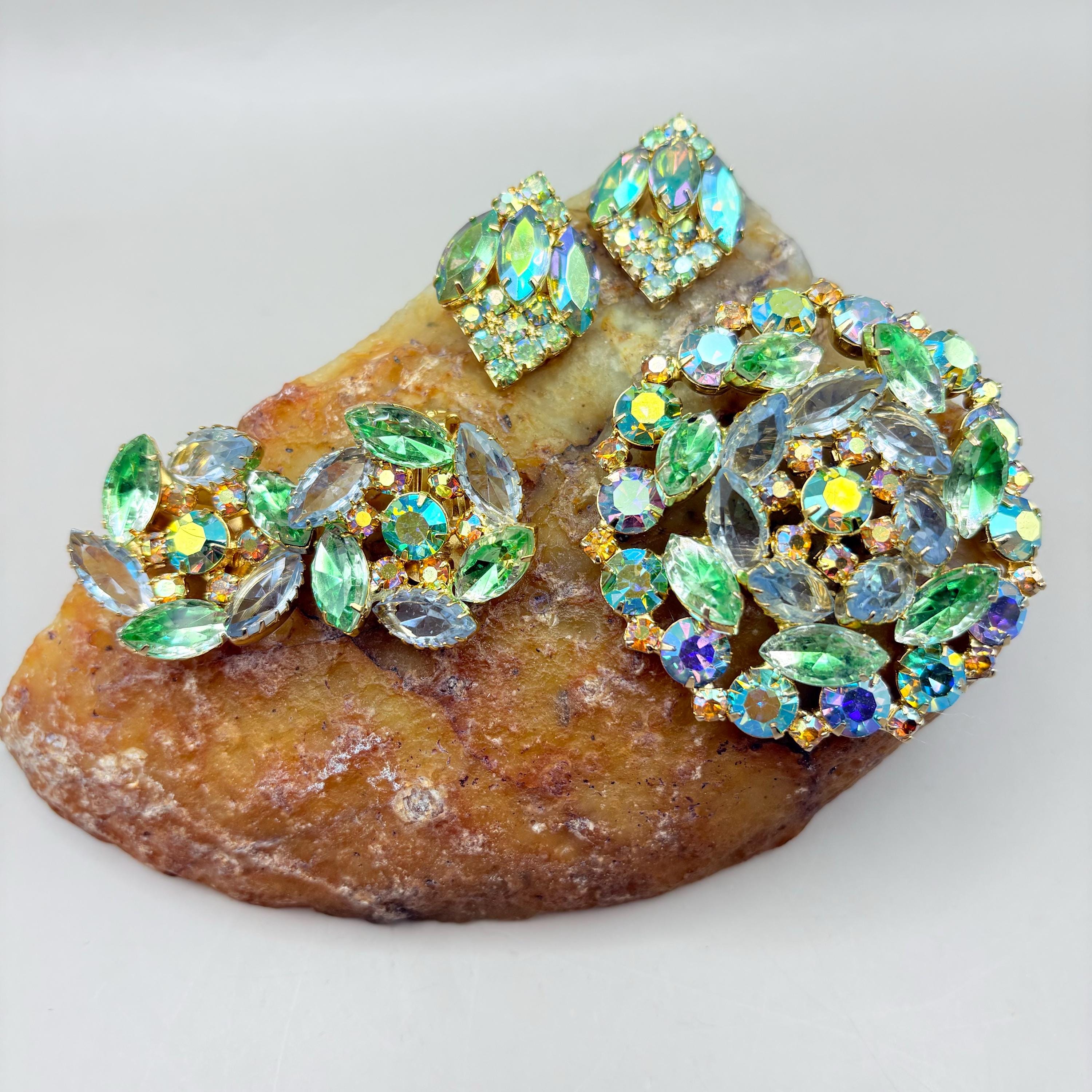 Schreiner brooch - Etsy 日本