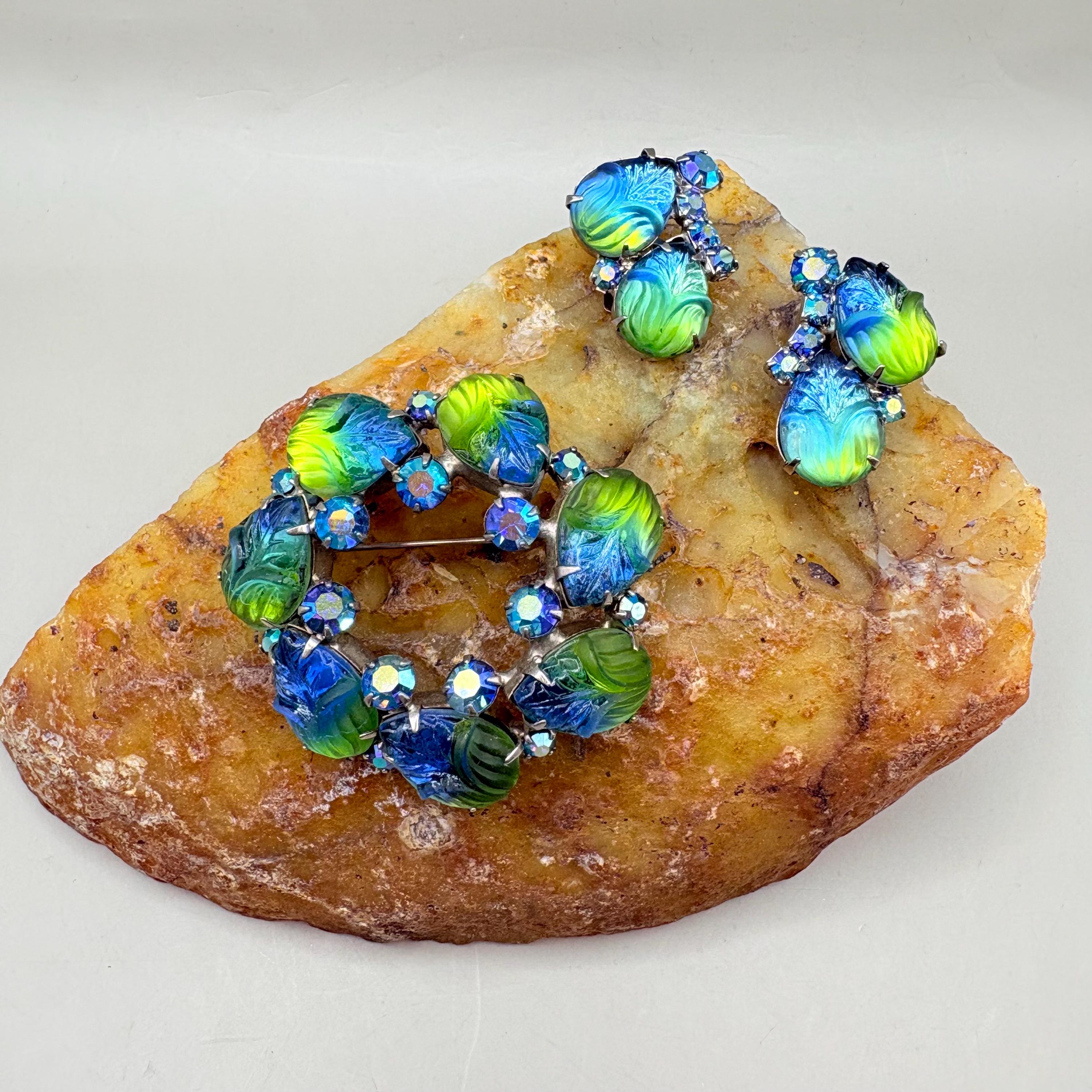 Juliana Style Pin - Etsy
