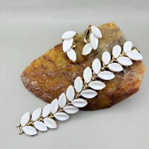 Vintage Kramer Thermoset Jewelry Set: White Leaf, Gold Tone, 1950s