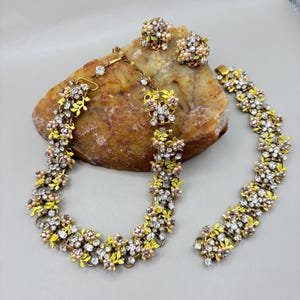 Rare Vintage Original by Robert Faux Pearl & Enamel Floral Necklace, Bracelet and Earrings Set 1950s Mid-Century Jewelry Collector item