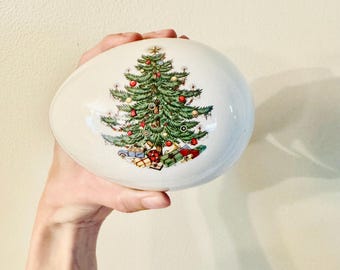 Vintage Christmas Decor for Coffee Table | Cuthbertson Original Christmas Tree Trinket Box Made in England