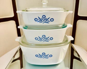 Juego de presentación vintage Corning Ware Blue Cornflower / 3 fuentes para hornear con tapa