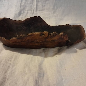 Belle coupe ou saladier en bois d olivier France 1970 Nice wooden olivier bowl France 1970