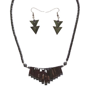 Magnetic Hematite Dark Gray Beaded Bib Fan Necklace Arrow Earrings Jewelry Set
