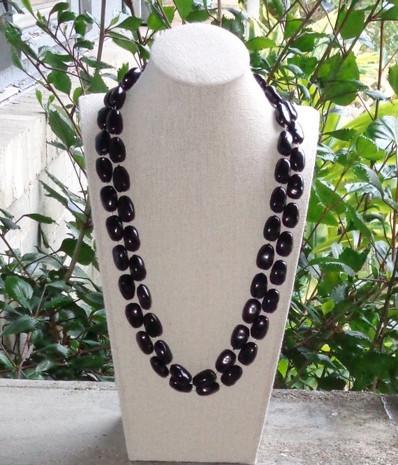 Vtg Vintage Shiny Black Oval Bead Beaded Necklace Pullover Wear