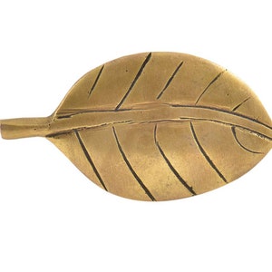 Golden Brass leaf shaped cabinet door knob