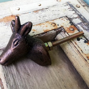 Metal bronze stag head drawer knob