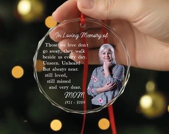 Mom Memorial Christmas Ornament: Glass Remembrance Keepsake