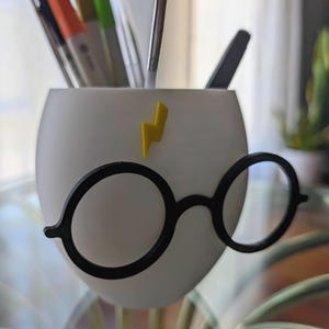 Pot à crayons Wizard Boy : organiseur de bureau ou petite jardinière