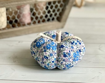 Blue Floral Cotton Pumpkin Pincushion – Cottagecore Sewing Decor