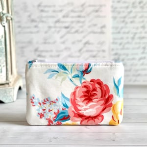 Flat Coin Purse Pink Blue and White Floral Cute Coin Pouch Change Purse Small Card Holder Zipper Pouch