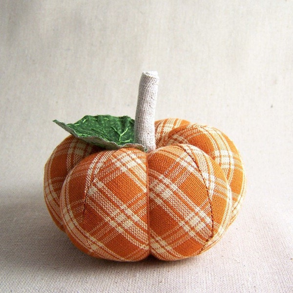 Orange Plaid Pumpkin Pincushion with Leaf