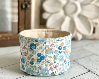 Medium Fabric Cup Blue Floral Basket Bucket