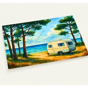 Camperträume Mittelmeer – 10er Postkarten Set | Aquarell | A6 A5 | Rückseite mit Schriftzug „CAMPINGLIEBE“ | Naturmotiv mit Kiefern & Meer