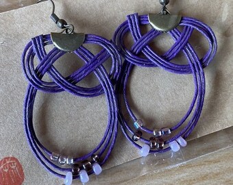 Mizuhiki Earrings with glass beads decoration, purple shades