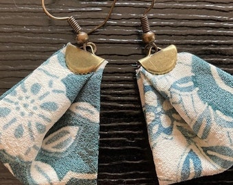 Kimono fabric Earrings | Forest green , Komon pattern