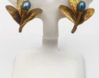 Signed MMA Metropolitan Museum Olive Branch Earrings, Gold-Tone with Blue Pearl Accents, Vintage Clip-On Jewelry