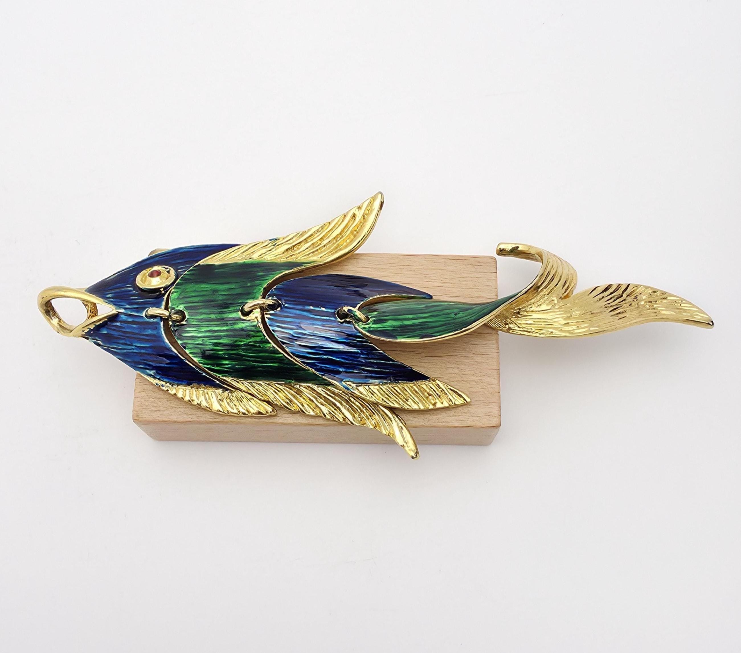 635 ✧SPHINX✧ Boucher OEM ラインストーン 蝶 ブローチ Sphinx Gold Tone Clear, Red Rhinestone Bar Brooch Pin
