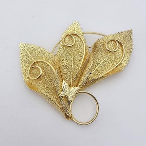 K18 Brooch - Etsy