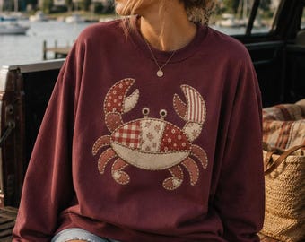 Cape Cod Sweatshirt, Faux Patchwork Crab Sweatshirt, Coastal Nautical Crewneck, Beach Graphic Pullover, Crab Lover Gift
