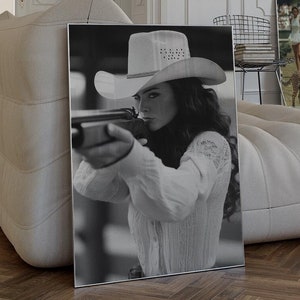 Cowgirl Poster, Western Wall Art, Black and White Cowboy Print, Cowgirl Art Print Western Aesthetic Decor, Retro Western Photo Southwest Art