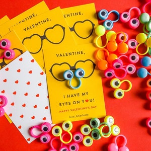 PRINTED CARDS Eyes On You Valentines (toy not included)