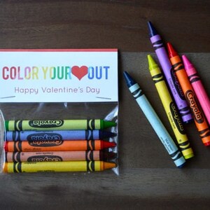 INSTANT DOWNLOAD - CRAYON valentine tags diy printable (with coloring page and name personalization)