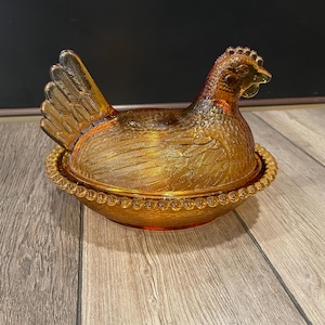 Amber Glass Hen On Nest