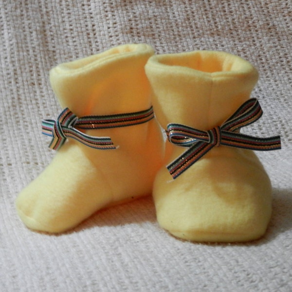 Booties Yellow Fleece 4 1/2 inch sole Ties with a ribbon. Baby booties, Daffodil Yellow Autumn Gold