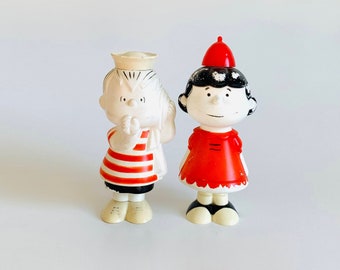 Vintage Lucy and Linus Avon Bubble Bath Plastic Containers | Red, White, Charlie Brown, Characters, Cartoons, 4 oz containers