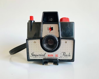 Vintage 1960s Imperial Mark XII Flash Camera | Retro Camera 127 Film | Vintage Collectibles, Photography