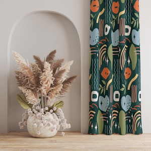 Boho Chic Curtain: Abstract Floral Leaf Pattern, Neutral Background