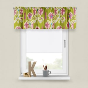 Ikat Window Valance | Home Accents Caftan Ikat Kiwi Green - 50&quot; x 16&quot; - Window Treatment -Decorative Valance