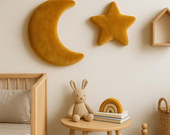 Cojín de pared de terciopelo con luna y estrellas: panel tapizado artesanal