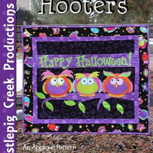 Halloween Hooters Wall Hanging - PDF