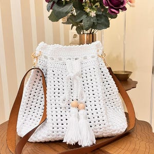 Handmade Bag, Crochet Bag, Shoulder Bag, Stylish Knitted Bag, Crossbody Bag, Woven Bag, White Bag, Brown Leather Handle, Gold Lock