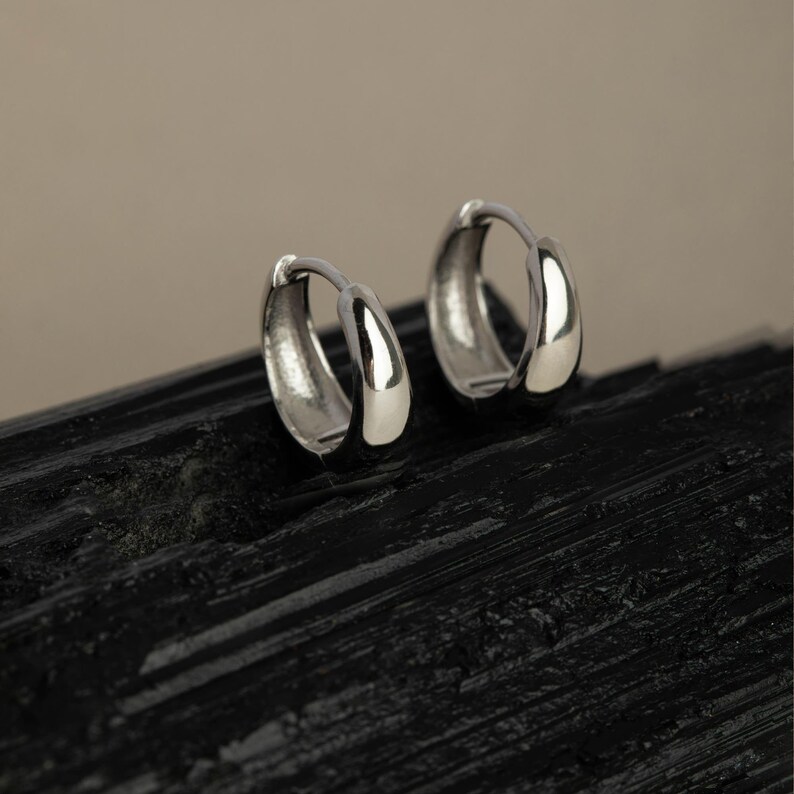Choisir les meilleures boucles d'oreilles créoles : guide complet Choisir les meilleures boucles d'oreilles créoles : guide complet