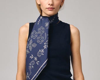 Mulberry Silk Scarf: Deep Ocean Blue Neckerchief (26 display picture 2