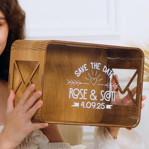 Caja para tarjetas de boda con ranura