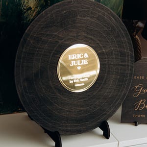 Custom Vinyl Record Guest Book | Wedding Gift for Couple | Personalized Wood Sign | Anniversary Gift | Retro Decor for Music Lovers