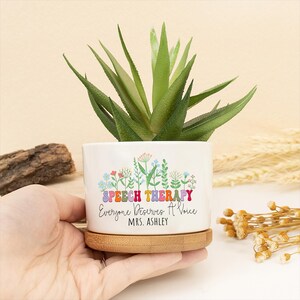 Personalized Teacher Plant Pot – Thank You for Helping Me Grow – Custom Flower Pot Gift – Teacher Appreciation Gift Idea
