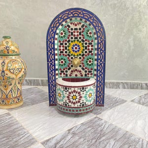 Handgefertigter Mosaik-Trinkbrunnen - Marokkanischer Außenbrunnen - Mosaik-Wandbrunnen - Gartenbrunnen-Wasserfall