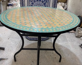 Marokkanischer Mosaiktisch –Zellige-Fliesen–Runder Outdoor-Tisch – Marokkanische Fliesen – Handgefertigte Fliesen – Marokkanischer Mosaiktis