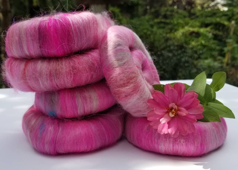Rolags Passionate Pink Wool Blend for Yarn Spinning 79g/ 2.75 image 1